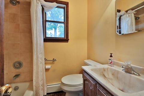 65 8th Ave, Hawthorne, NJ 07506 photo 17