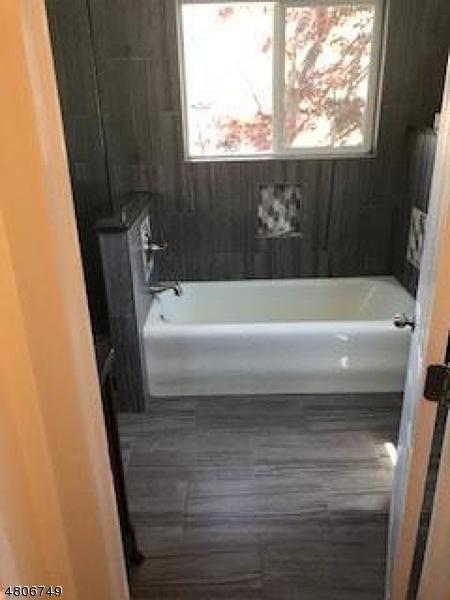 550 Longview Ave, Cliffside Park, NJ 07010 photo 15
