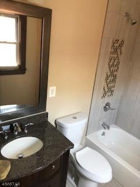 550 Longview Ave, Cliffside Park, NJ 07010 photo 13