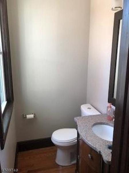550 Longview Ave, Cliffside Park, NJ 07010 photo 9