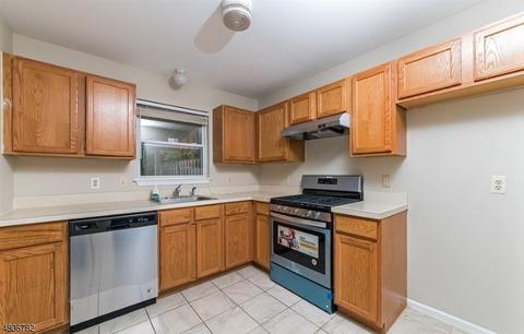 116 Thompson Ave, Roselle, NJ 07203 photo 11