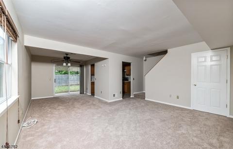116 Thompson Ave, Roselle, NJ 07203 photo 9