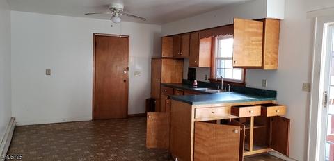 235 W Main St, Bound Brook, NJ 08805 photo 3