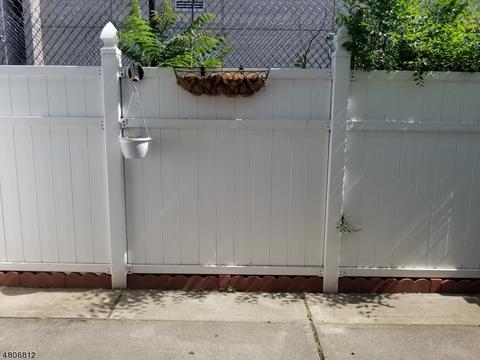 43 Val Sumo Ln, Newark, NJ 07105 photo 6