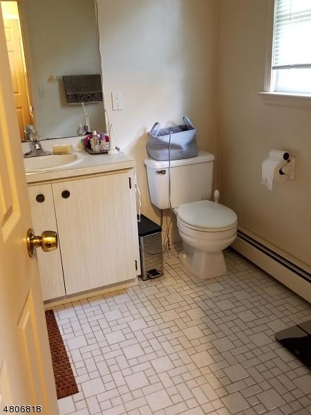 13 Warner Way, Wayne, NJ 07470 photo 6
