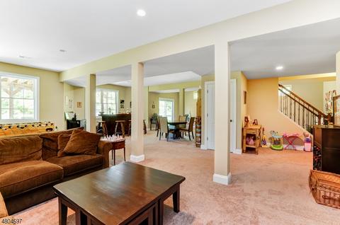 48 Haggerty Dr, West Orange, NJ 07052 photo 20