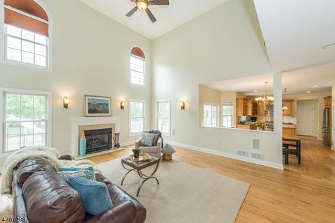 4 Ginamarie Ct, Wayne, NJ 07470 photo 8