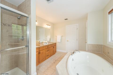 4 Ginamarie Ct, Wayne, NJ 07470 photo 18