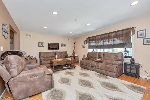 191 E Passaic Ave, Bloomfield, NJ 07003 photo 3
