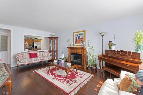 1226 Oak Pl, Union, NJ 07083 photo 4