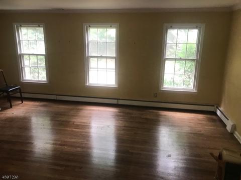 734 Hemlock Dr, Oradell, NJ 07649 photo 4
