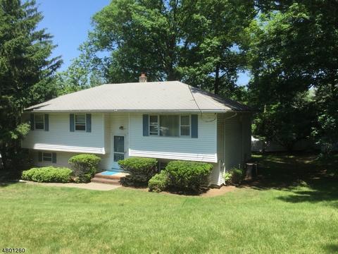 41 Normandy Dr, Wayne, NJ 07470 photo 1