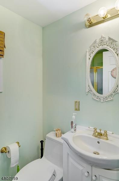 31 Midvale Dr, Springfield, NJ 07081 photo 13