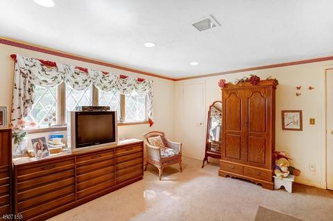 31 Midvale Dr, Springfield, NJ 07081 photo 12