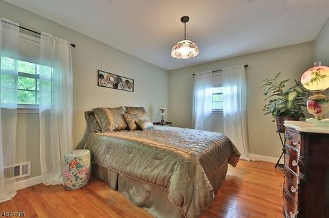4 Cezar Ct, Wayne, NJ 07470 photo 18