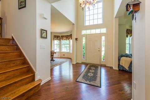 55 Saunders Ln, Hackettstown, NJ 07840 photo 2