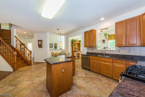 55 Saunders Ln, Hackettstown, NJ 07840 photo 7