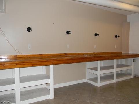 32 Skytop Rd, Wantage, NJ 07461 photo 3