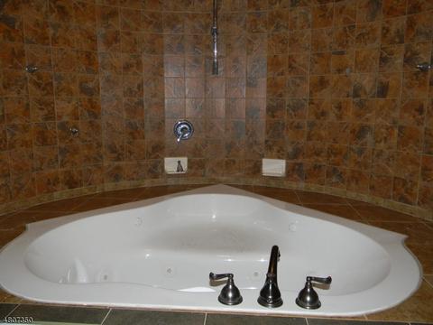 32 Skytop Rd, Wantage, NJ 07461 photo 7