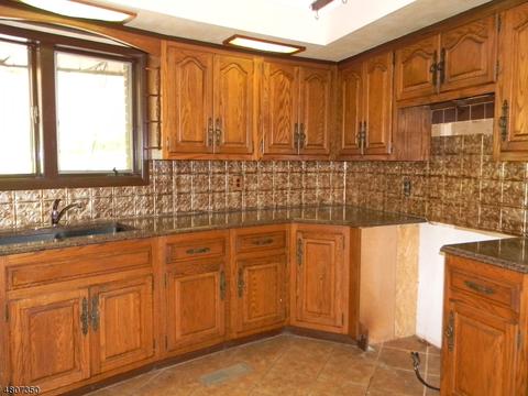 32 Skytop Rd, Wantage, NJ 07461 photo 6