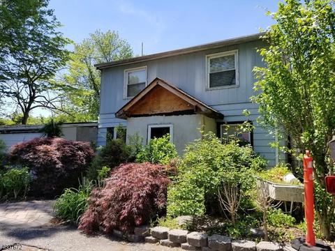 299 Boulevard Dr, Wayne, NJ 07470 photo 1