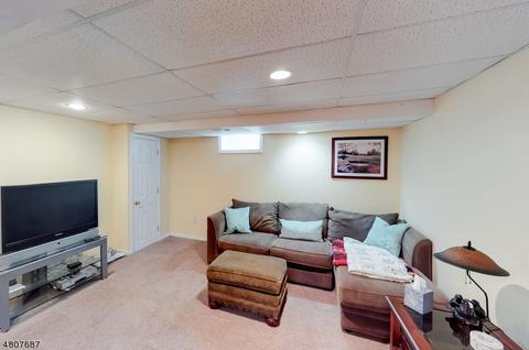 35 Shields Ave, Flemington, NJ 08822 photo 18