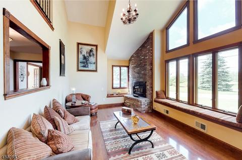 35 Shields Ave, Flemington, NJ 08822 photo 3
