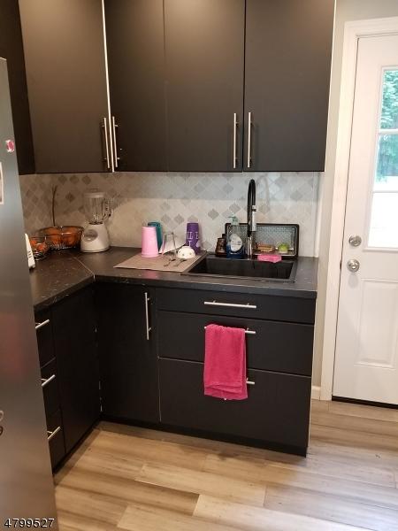 32 Grand St, Wayne, NJ 07470 photo 5