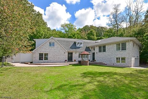 110 Garside Ave, Wayne, NJ 07470 photo 1