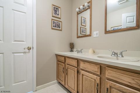 18 E Logan Rd, Randolph, NJ 07869 photo 17