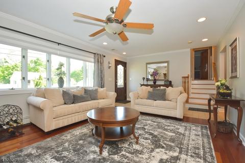 13 Jerome Pl, Wayne, NJ 07470 photo 5