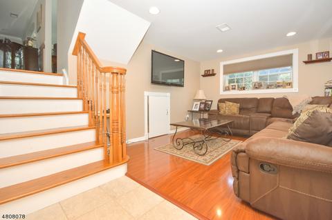 13 Jerome Pl, Wayne, NJ 07470 photo 20