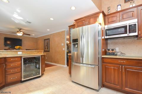 13 Jerome Pl, Wayne, NJ 07470 photo 10