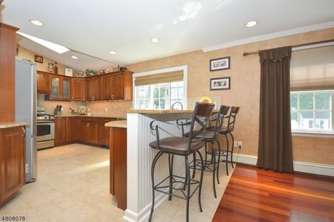 13 Jerome Pl, Wayne, NJ 07470 photo 9