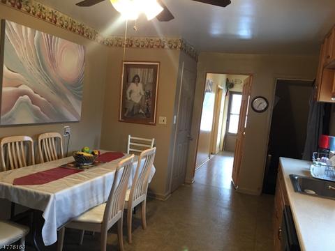 14 Chatham Pl, North Plainfield, NJ 07060 photo 3