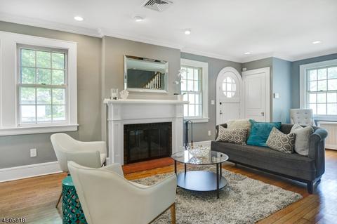 22 Mountainview Rd, Millburn, NJ 07041 photo 3