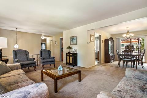 116 Fieldstone Pl, Wayne, NJ 07470 photo 5