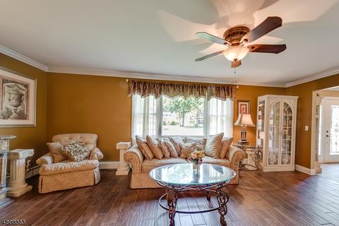 402 3rd St, Hackettstown, NJ 07840 photo 3