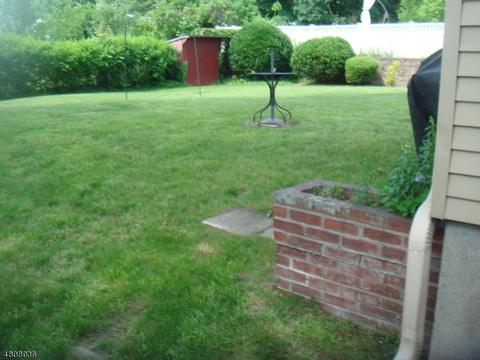 168 Lawrence Dr, Paramus, NJ 07652 photo 5
