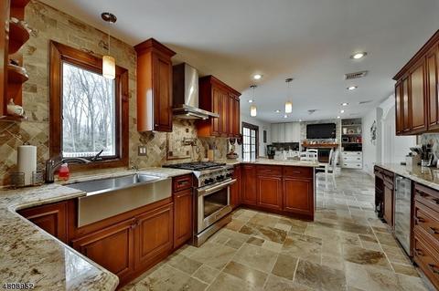 17 Tulip Ter, Wayne, NJ 07470 photo 7