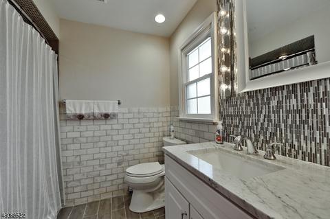 17 Tulip Ter, Wayne, NJ 07470 photo 13