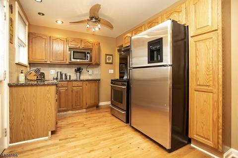 50 E Passaic Ave, Nutley, NJ 07110 photo 3