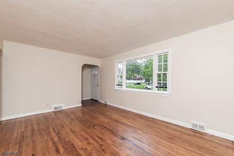 143 Westervelt Ave, North Plainfield, NJ 07060 photo 6