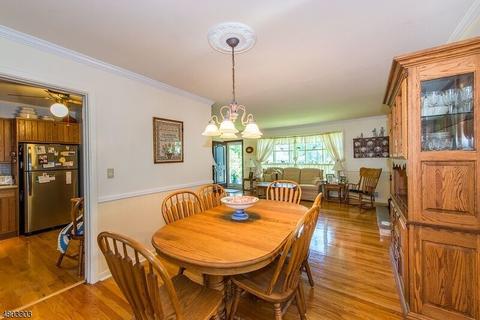 28 Cedar Pl, Wayne, NJ 07470 photo 5