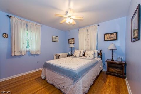 28 Cedar Pl, Wayne, NJ 07470 photo 11