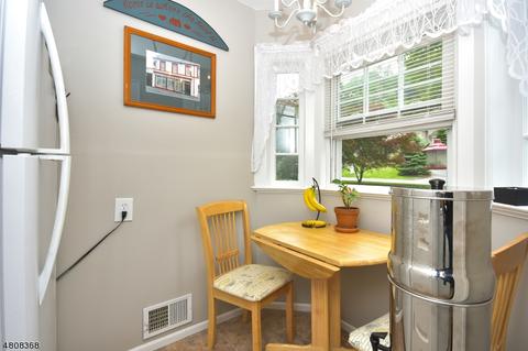 125 Balsam Rd, Wayne, NJ 07470 photo 9