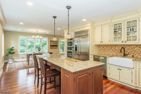 145 Pershing Ave, Nutley, NJ 07110 photo 9