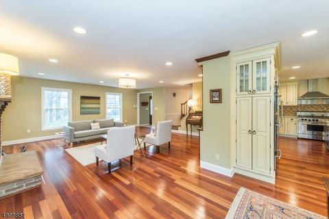 145 Pershing Ave, Nutley, NJ 07110 photo 5