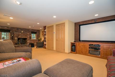 39 Ellicott Ln, Wayne, NJ 07470 photo 16
