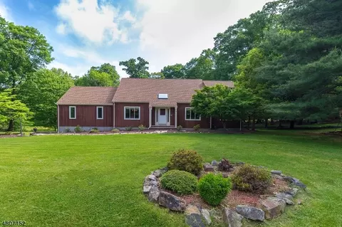 16 Rustic Trl, Flemington, NJ 08822 photo 1